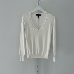 FOREVER 21 IVORY WHITE SWEATER SIZE SMALL